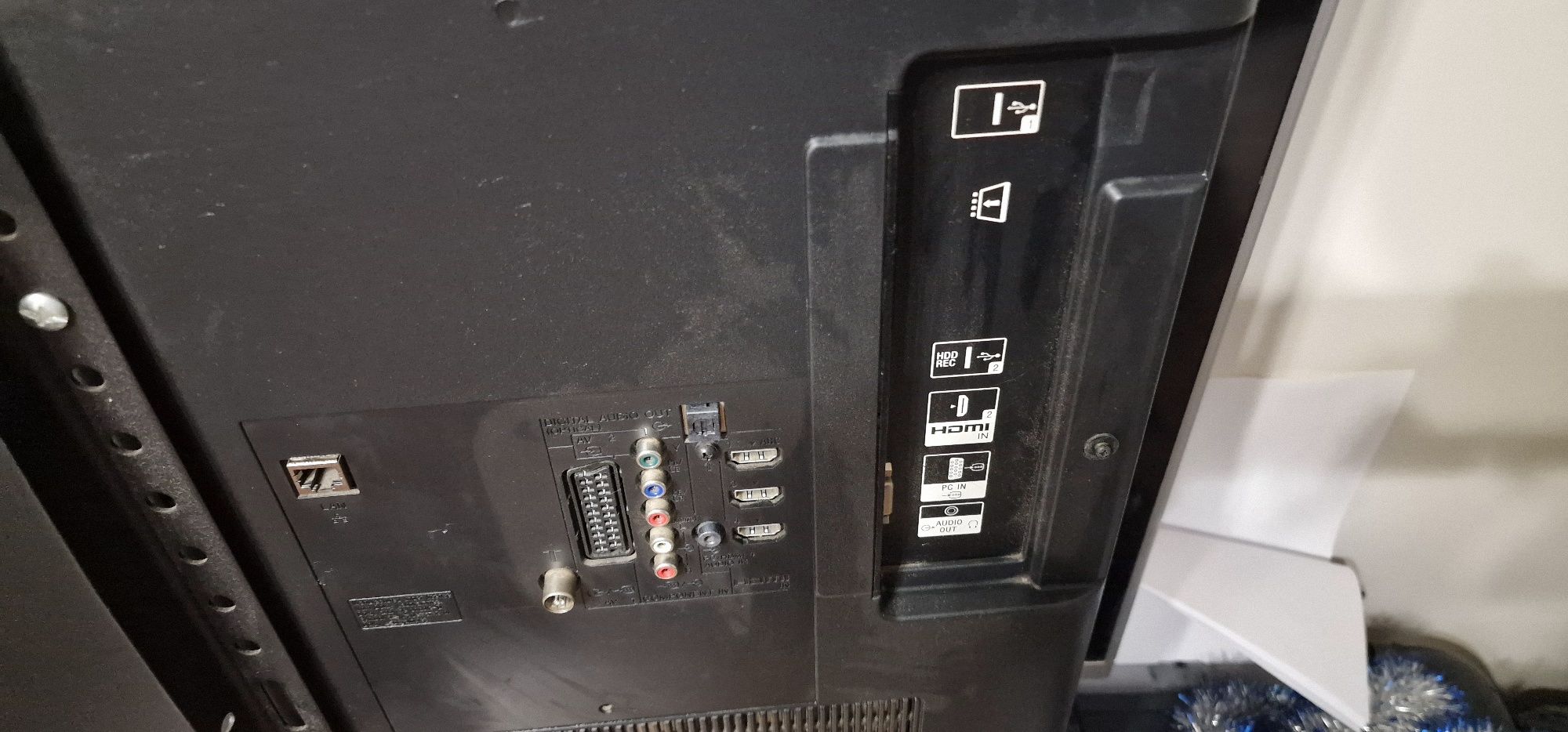 Продавам Sony bravia