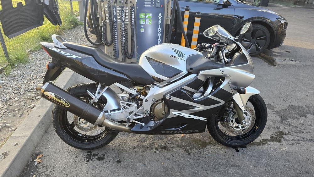 Honda CBR 600 F 4751 km
