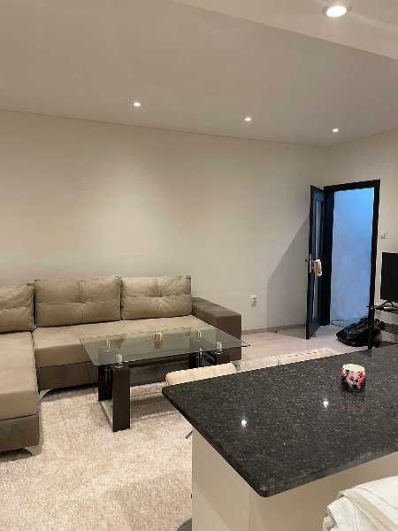 Дава се под наем Едностаен апартамент в Пловдив, Тракия - 36 кв.м за 69999 € - Снимка #3