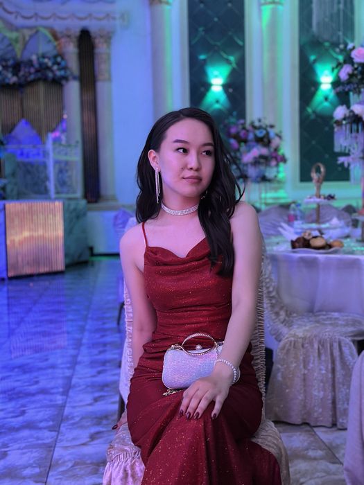 Продам платье вечернее