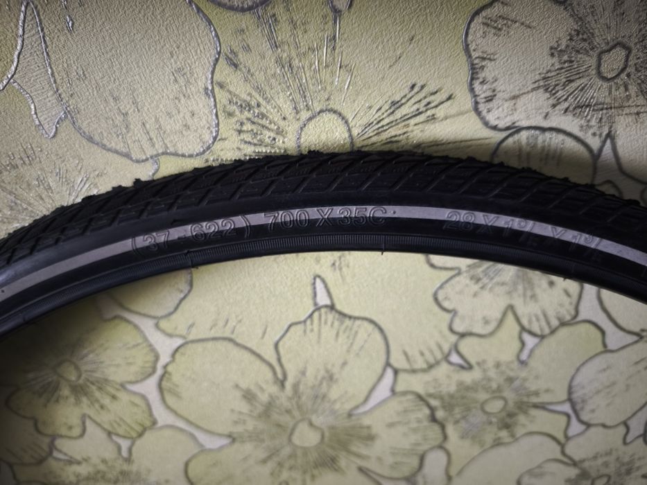 Покрышки на шоссейник, гравийный и немецкие велосипеды 700х35-28-29
