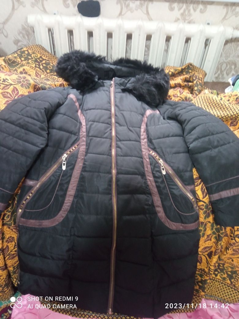 Женская балоновая пальто