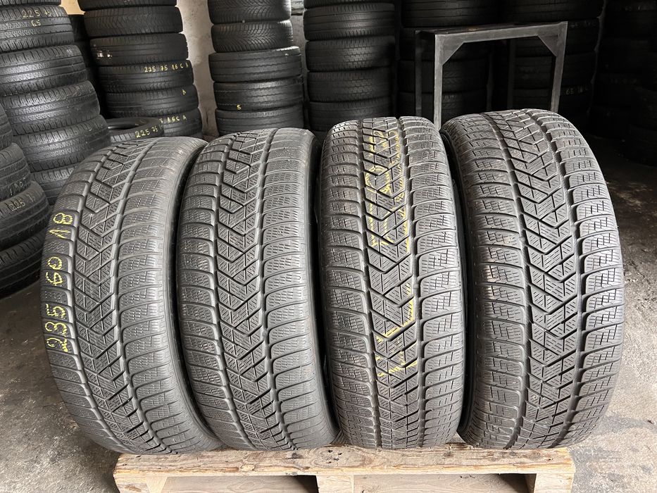 4 anvelope iarna 235/60/18 , Pirelli , DOT 2022 !