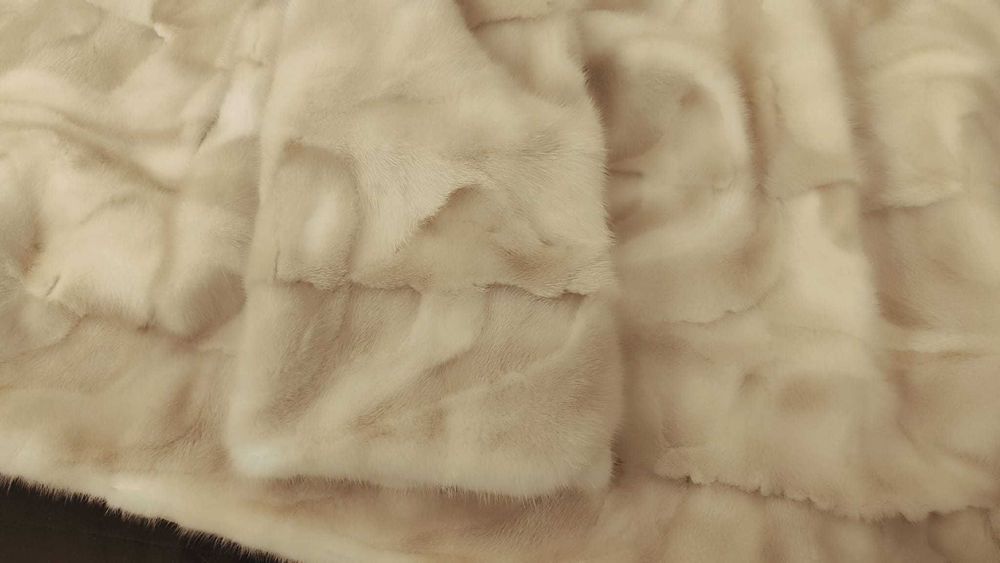 Haina iarna blana naturala , alba