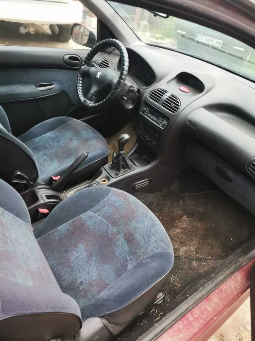 Pegeot 206 1.1 Пежо на части