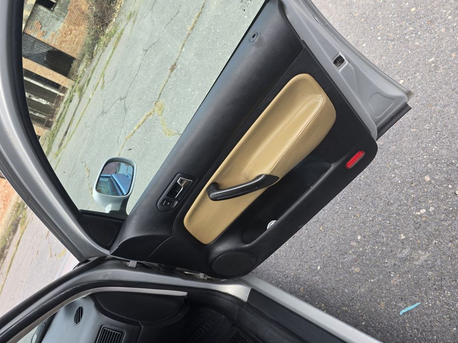 Vând vw golf 4 .