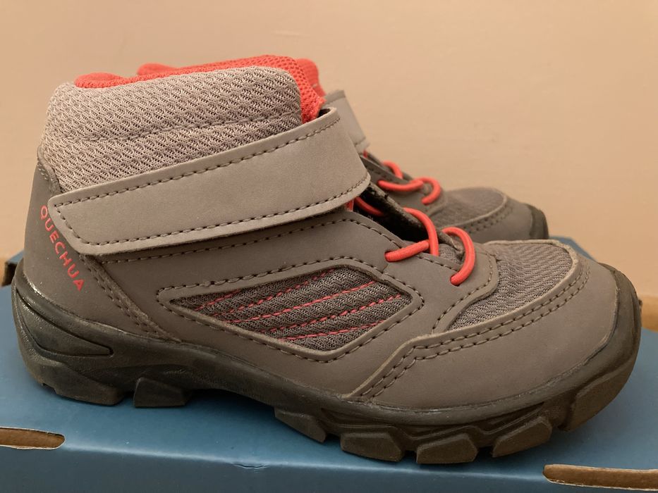 Детски туристически обувки, 27 номер Quechua MH100 Mid
