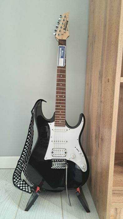 Электрогитара новый