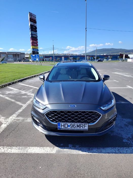 Ford Mondeo Persoana juridica. Se emite factura