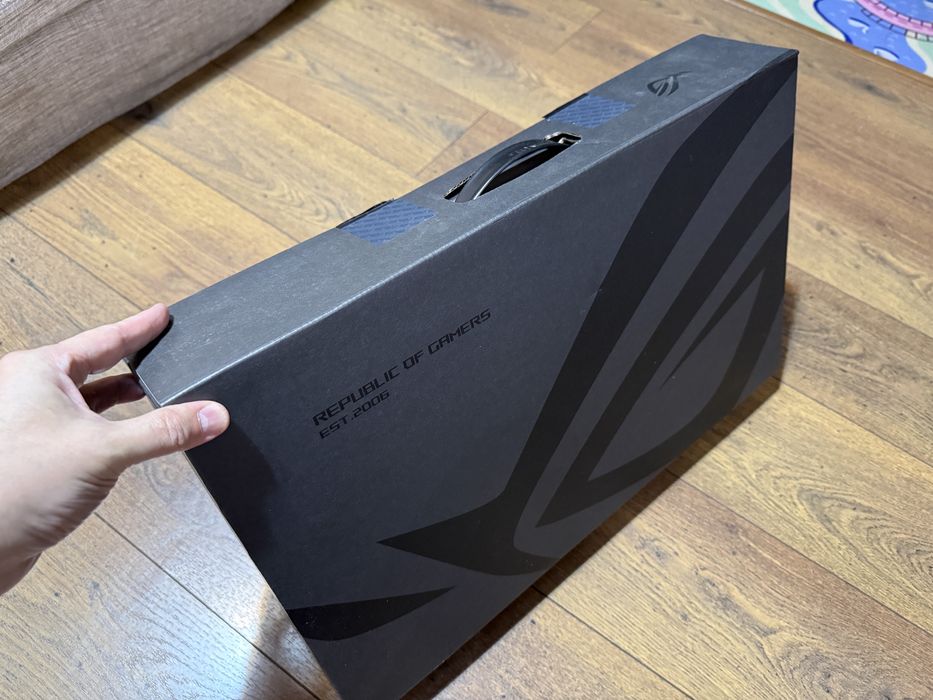 Лаптоп ASUS ROG Zephyrus G16 GA605WI Нов! Официален! Гаранция.