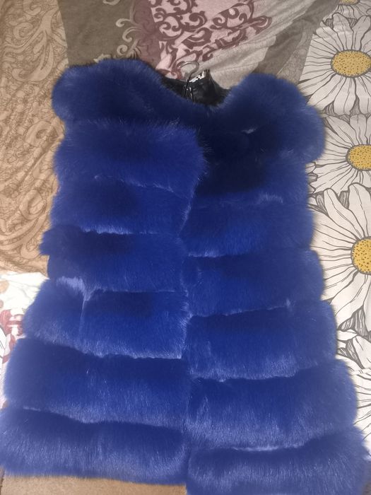 Продам желетку состояние отличное