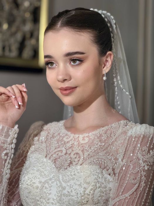 Макияж невесты и вечерний образ