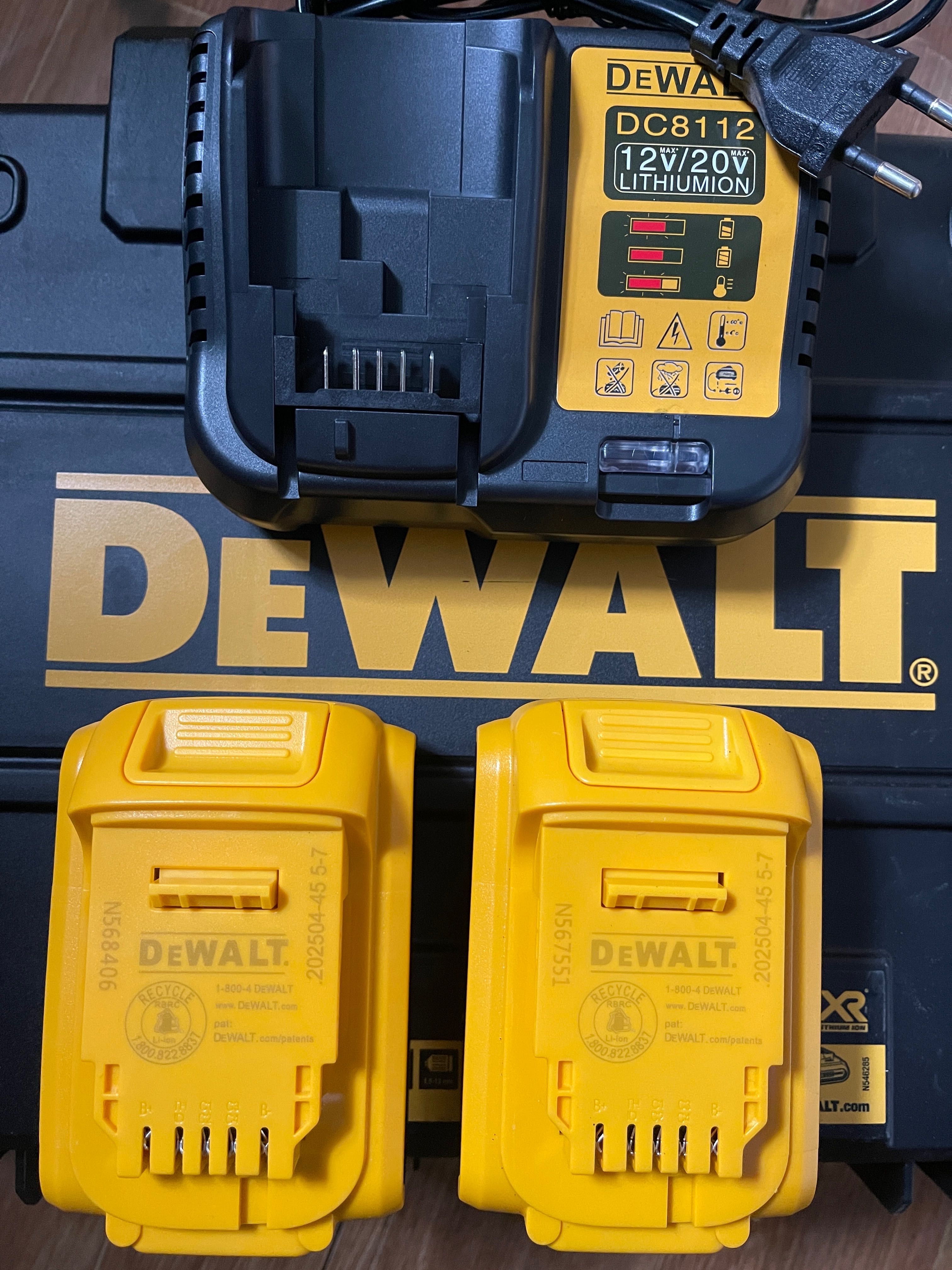 DeWalt Impact filetanta bormasina cu percutie cu baterie noua