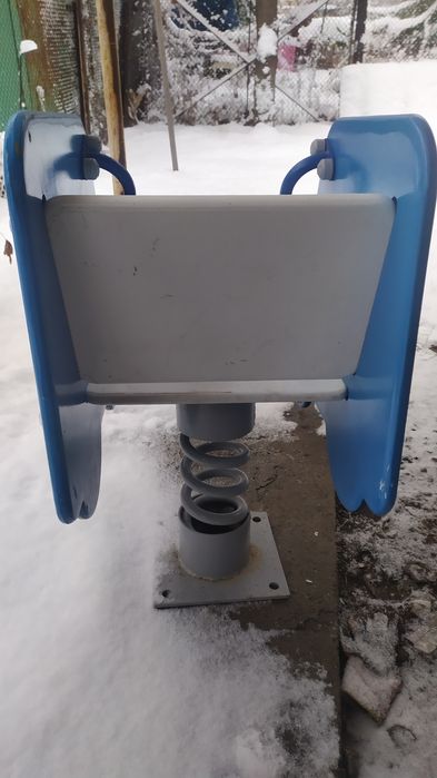 Детский джип качалка на пружине