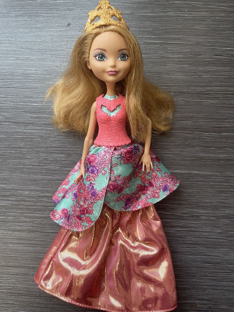 Кукла Ever After High Эшлин Элла в трансформирующемся платье