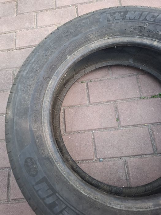 2 anvelope Michelin 205/60/16 de vara