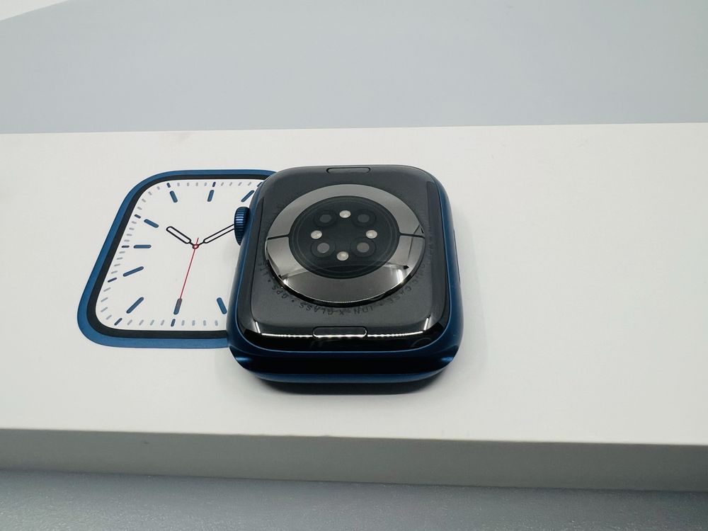Apple Watch Series 7 GPS + Cellular, 45mm Blue Aluminum