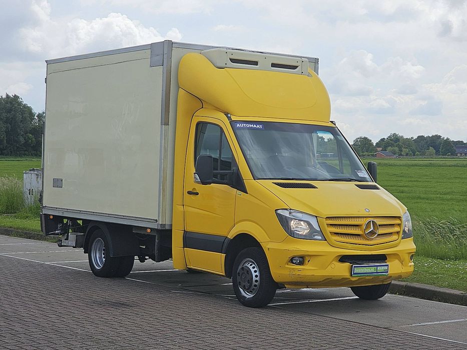 Bara fata Mercedes sprinter w907