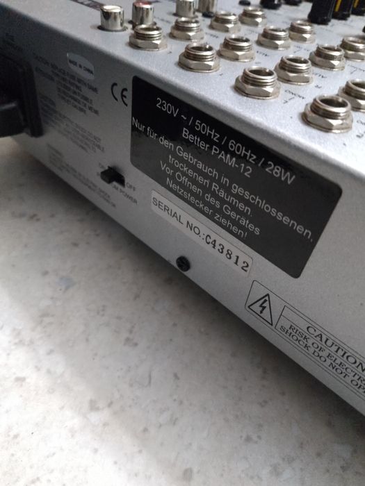 Videorecorder Sanyo made Japonia  220v și Complect