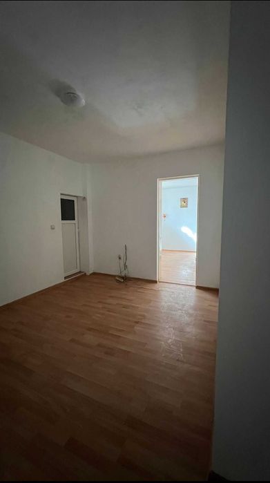 inchiriez casa ideal firma - strada I C Bratianu