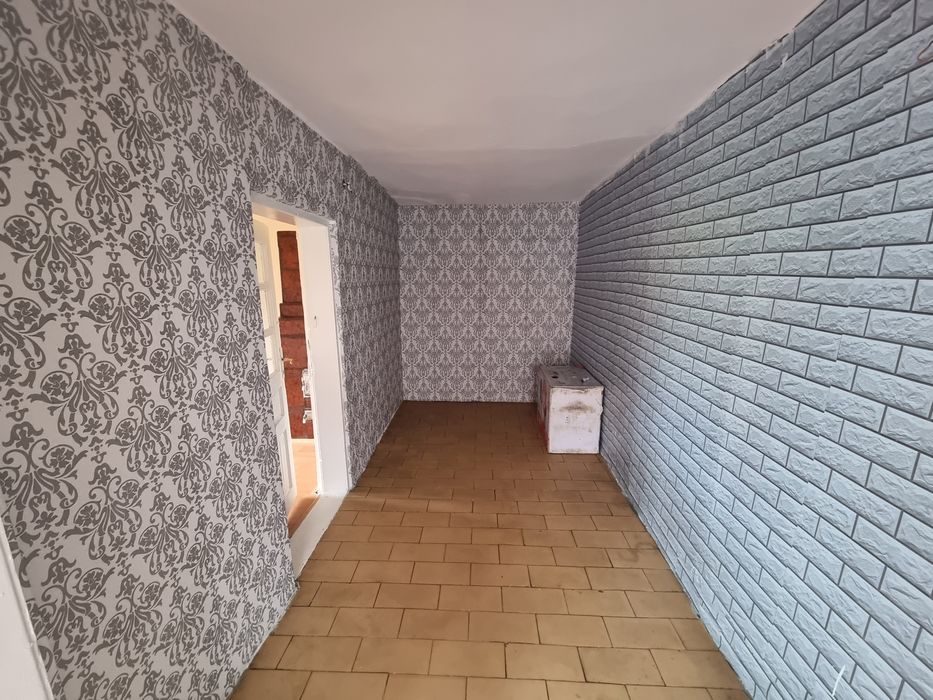 Teren intravilan si casa in Golesti