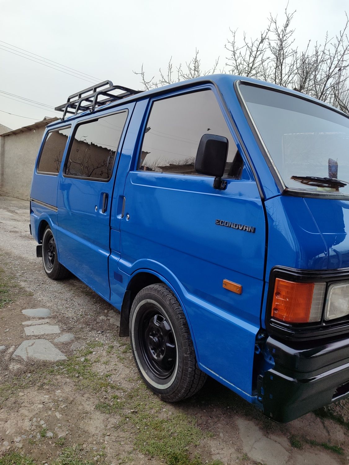 Mikroavtobus FORD