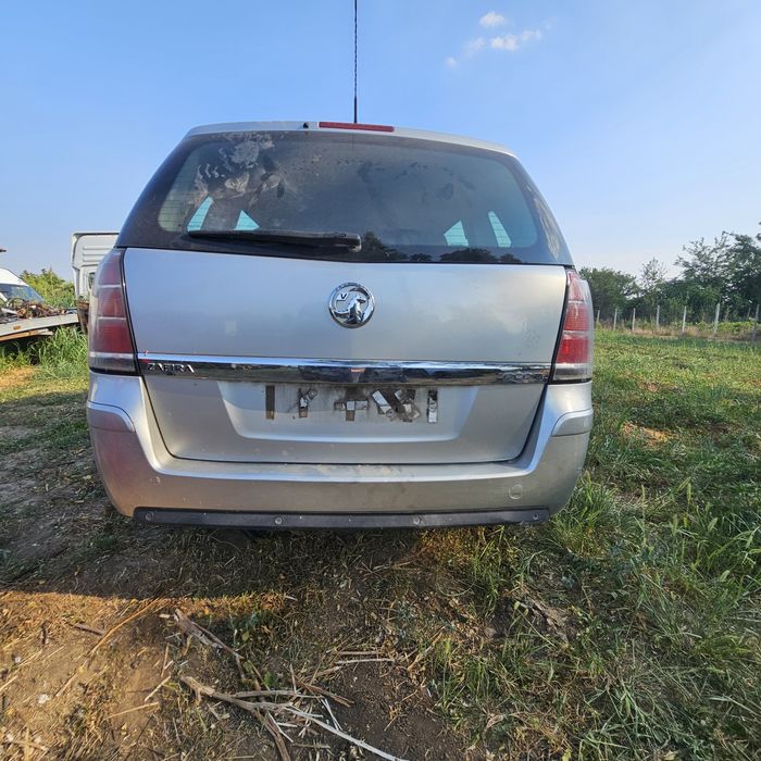 OPEL ZAFIRA 1.7 дизел на части само.