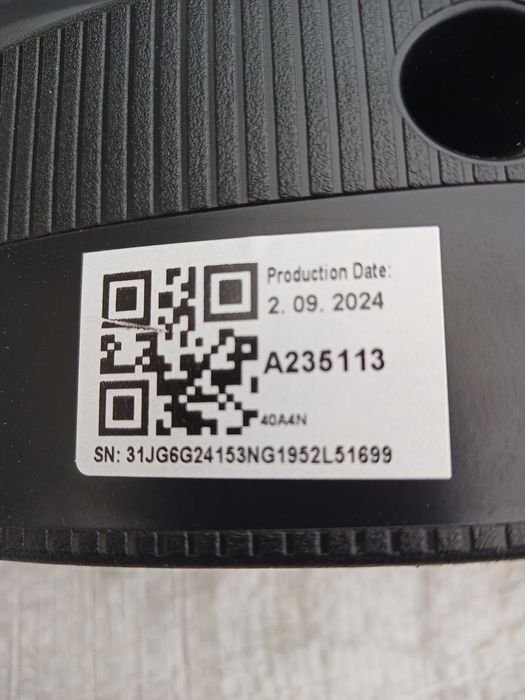 Televizor Hisense 102 cm ECRAN SPART