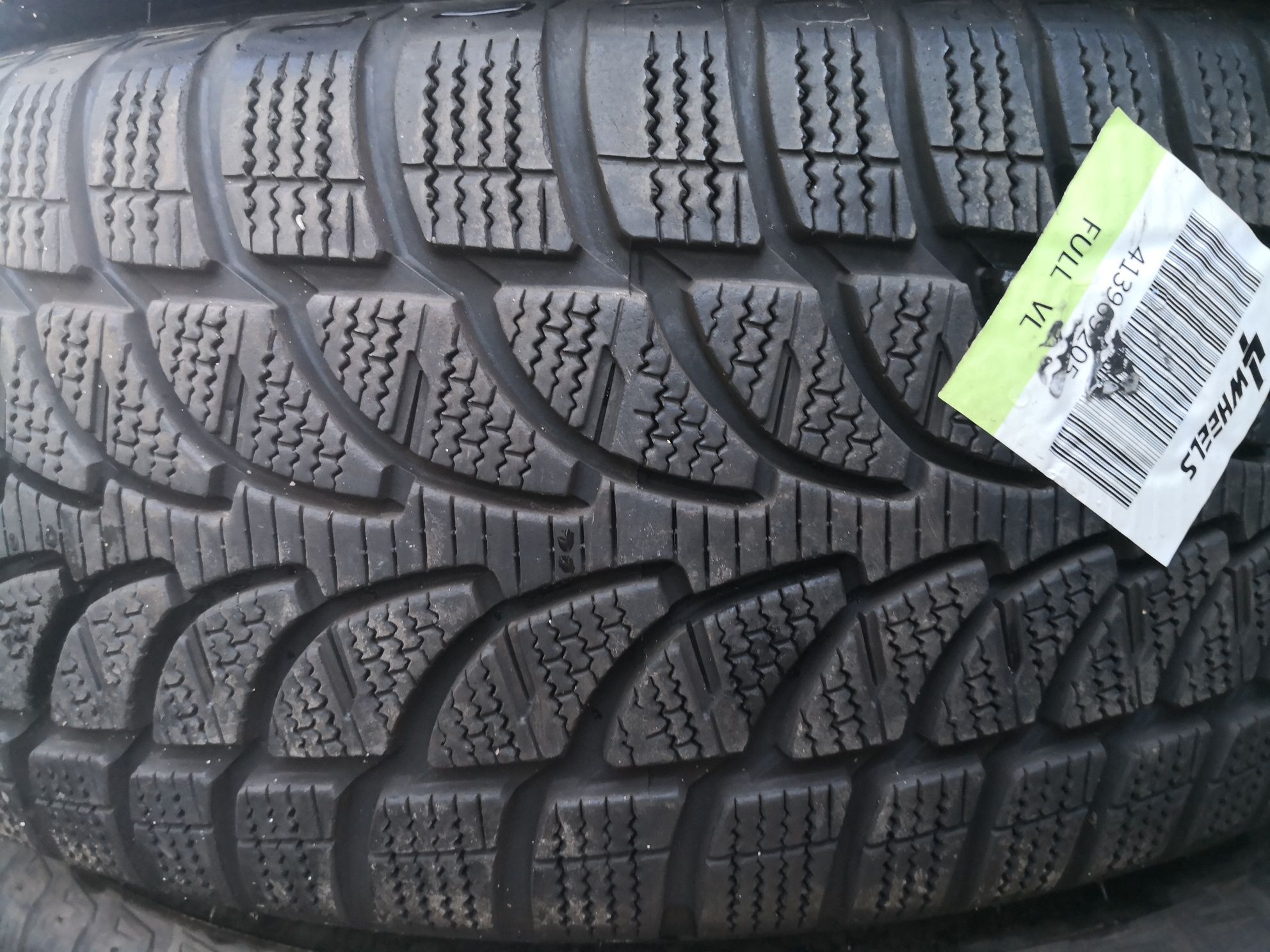 235 55 19 цола гуми като нови Bridgestone