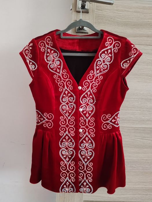 Кажекей с платком