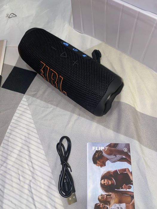 Boxa portabila JBL flip 7 noua nouta