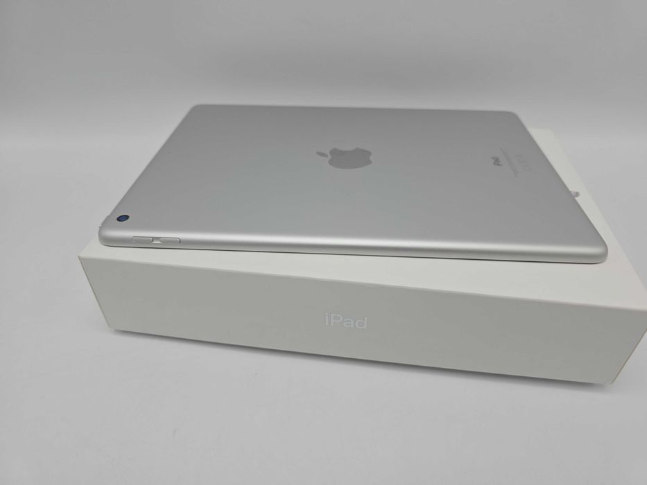 Tableta 10.2" Apple iPad 10.2 2021 Generatia 9 Silver 64GB WiFi Box