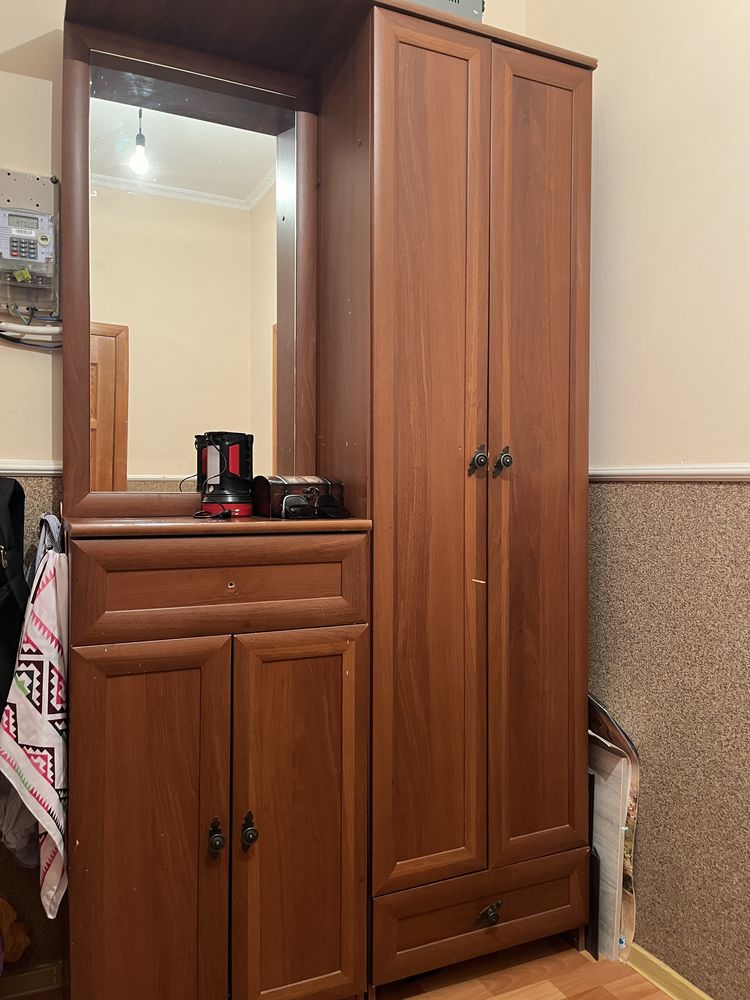 Шкаф для прихожий
