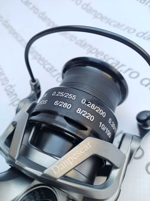 SET 4 Mulinete Feeder si Crap PRO FL CHASER LA5000 tambur Long Cast