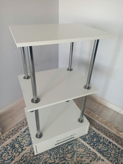 Помощник мастера косметика