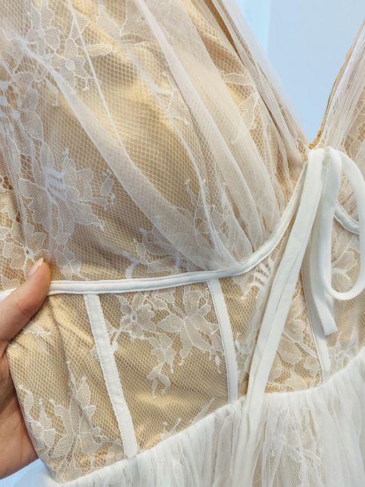 Rochie mireasa marimea L noua