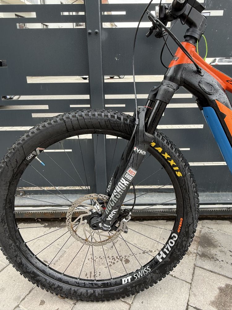 Vand bicicleta ktm full suspension electrica