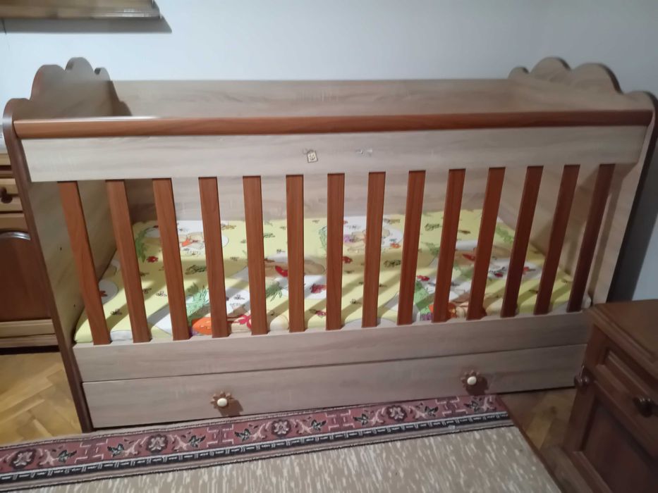 детско легло - отлично запазено
