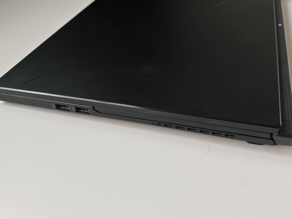 Laptop Gaming Asus Zephyrus S17 RTX 3080 16gb i7 11th 16GB Ram 2TB ssd