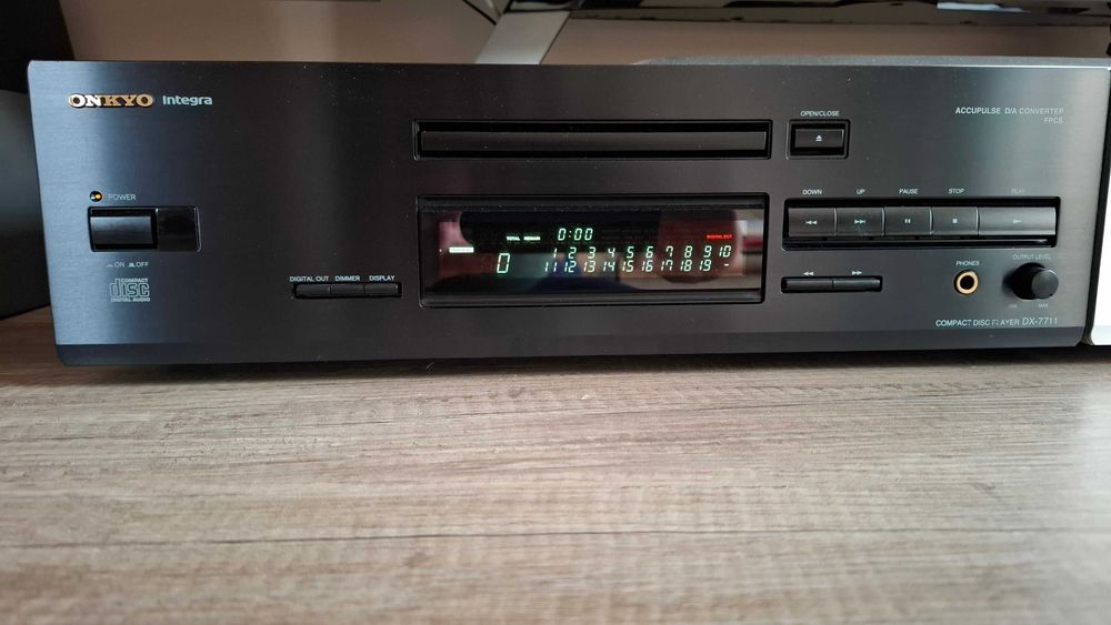 ONKYO INTEGRA componente linie clasa superioara