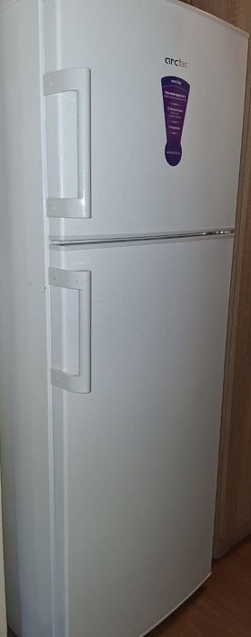 Vand Frigider Arctic