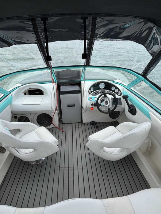 Barca cu motor inbord 4.3 L MARIAH SX22, cu PERIDOC inclus