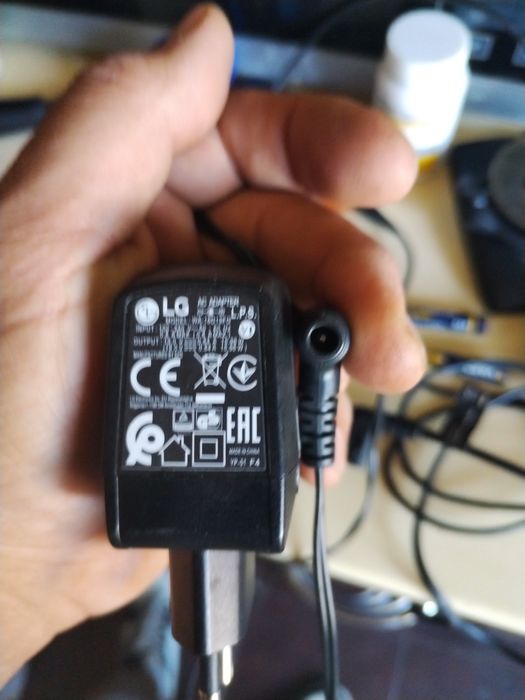 Incarcator monitor  tv laptop Lg 19V 1,3A 0,84A 3,42A