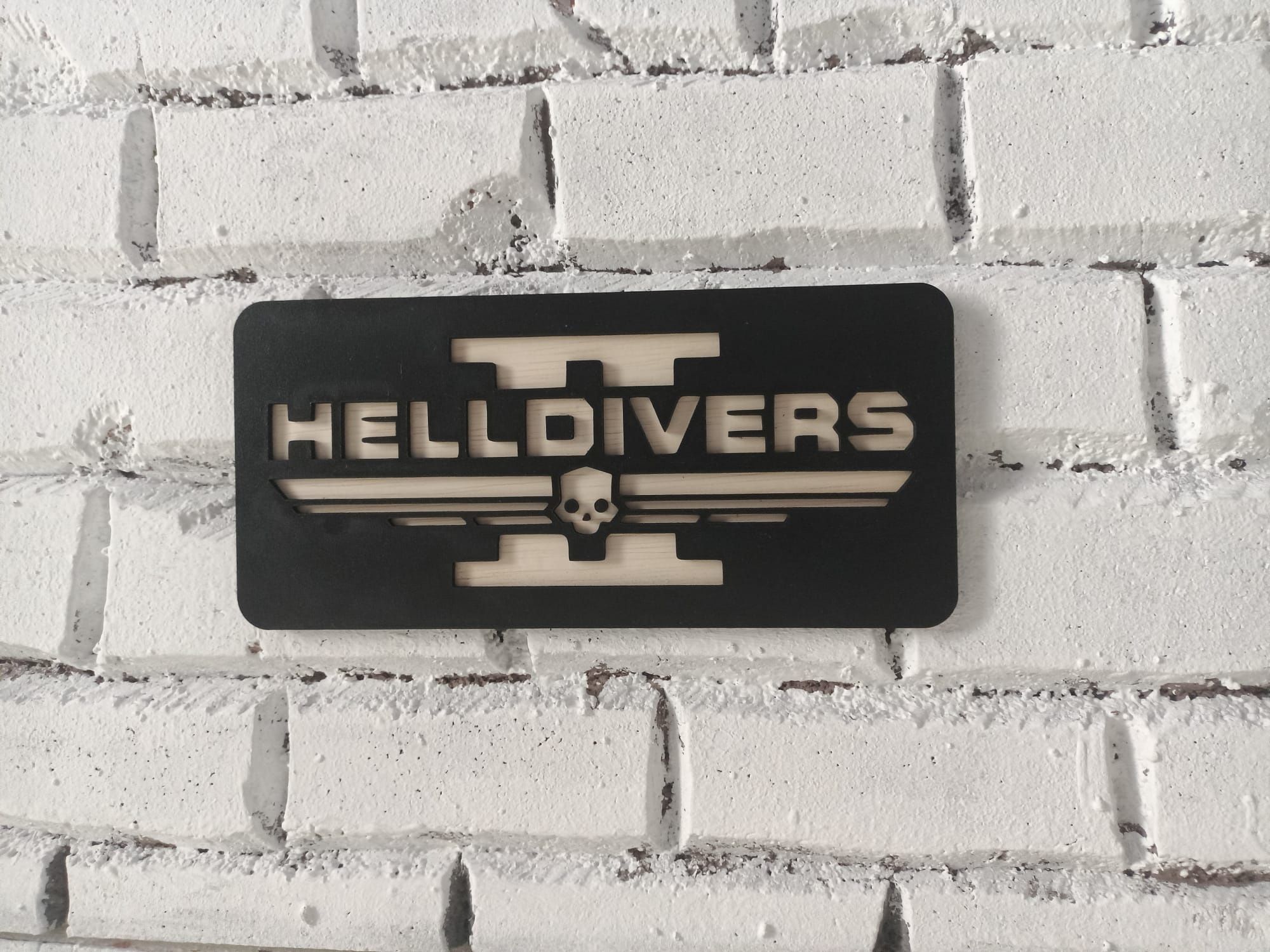 Decoratiune lemn Helldivers 2