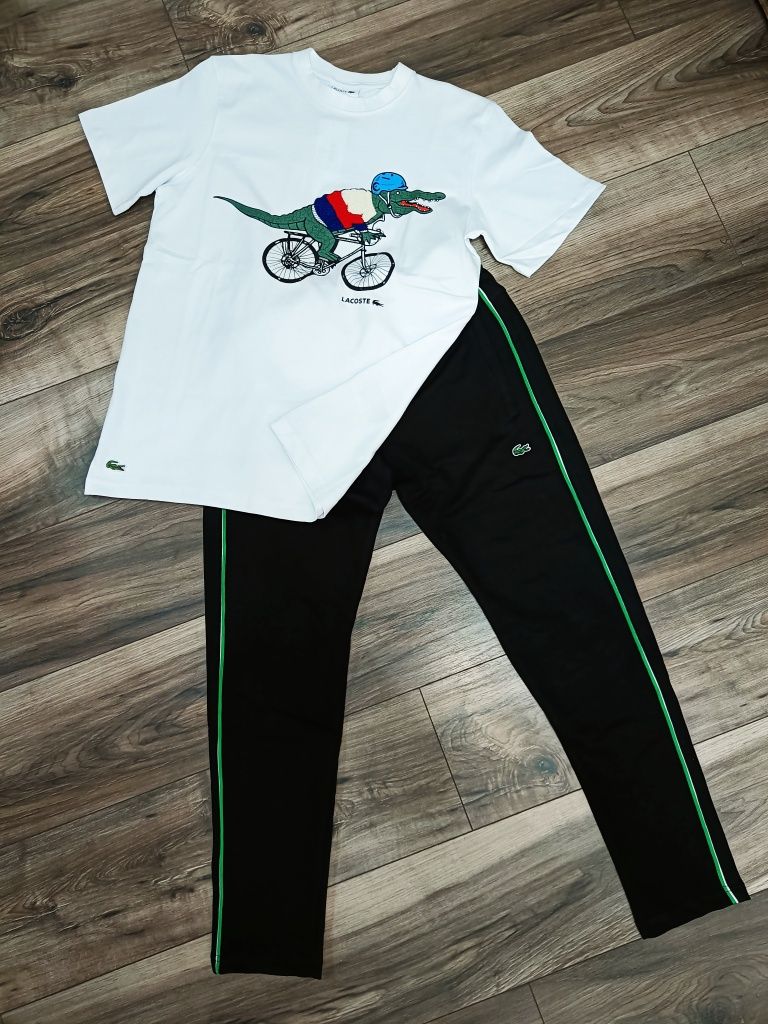 Unique Fashion °