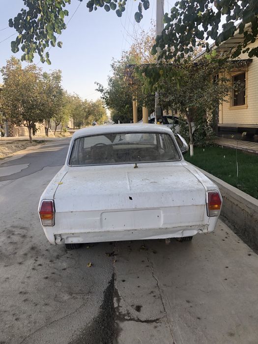 Волга 2410 kimga kerak bo’lsa yozsin narxini kelishamiz