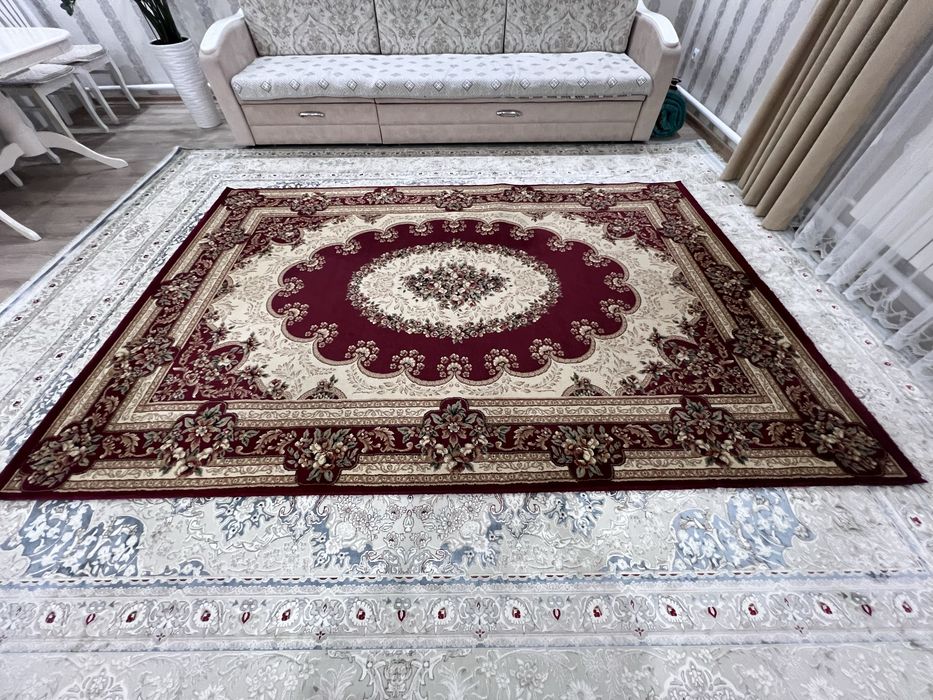 Ковер в отличном состоянии