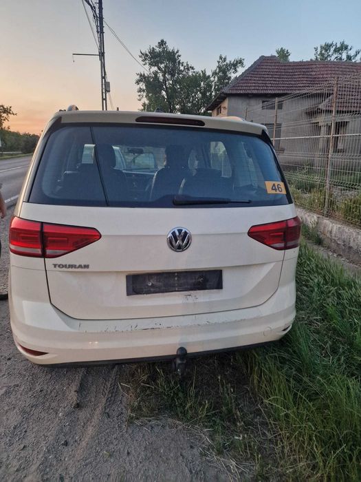 Volkswagen Touran 2.0 TDI cu 7 Locuri Euro6 Modell 2019 CutieManual 6T