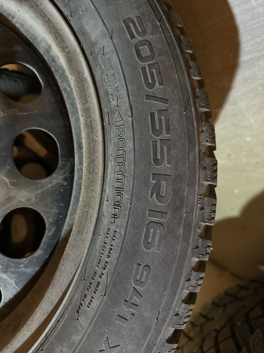 Шины на дисках Nokian Hakkapelitta 8 205/55/16