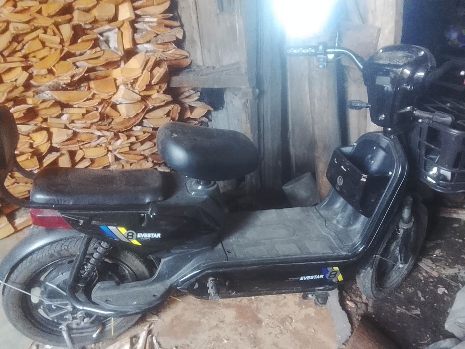 Продам свой илектро скутер